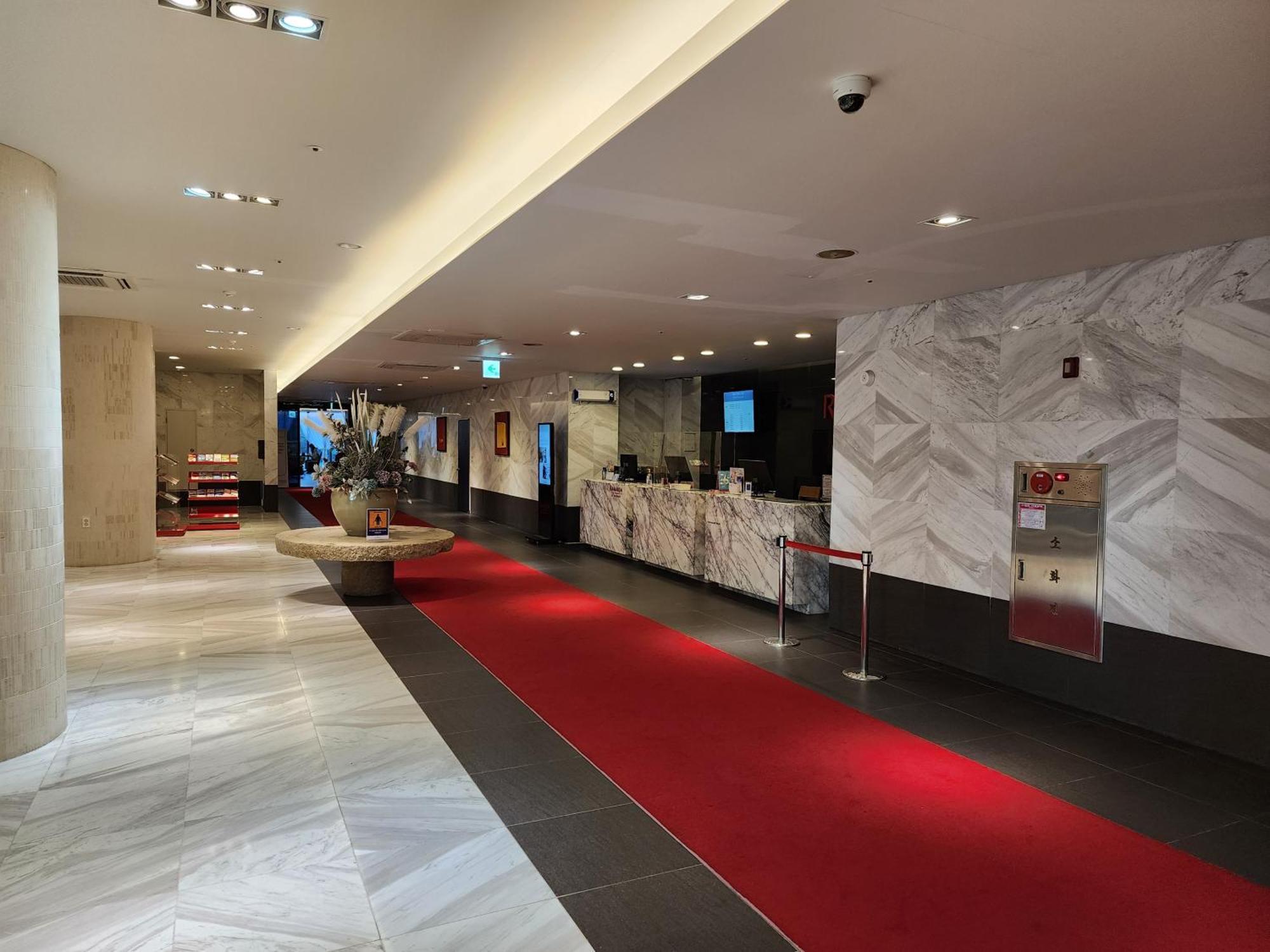 ホテル Ramada By Wyndham Jeju Hamdeok エクステリア 写真