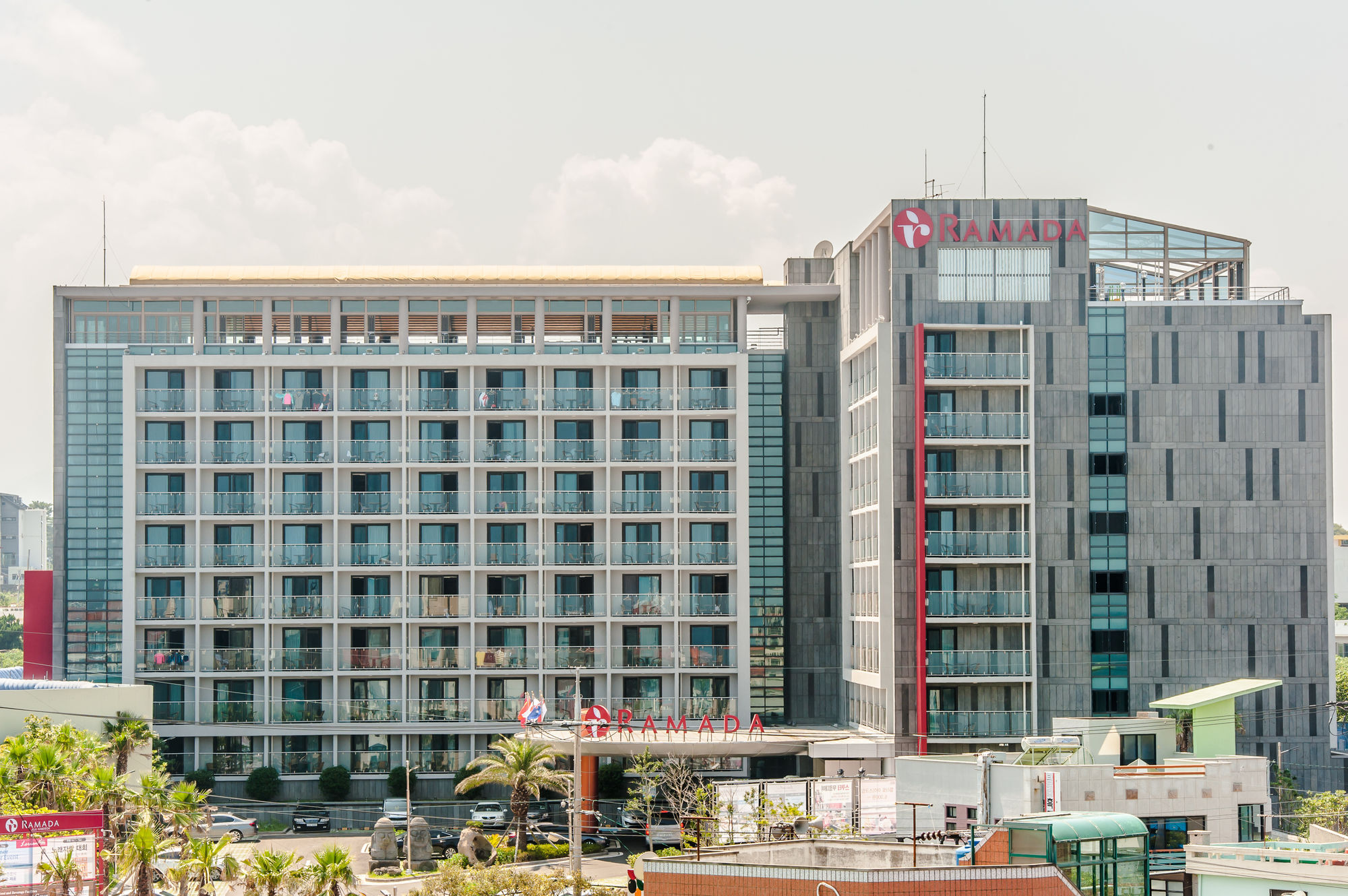 ホテル Ramada By Wyndham Jeju Hamdeok エクステリア 写真
